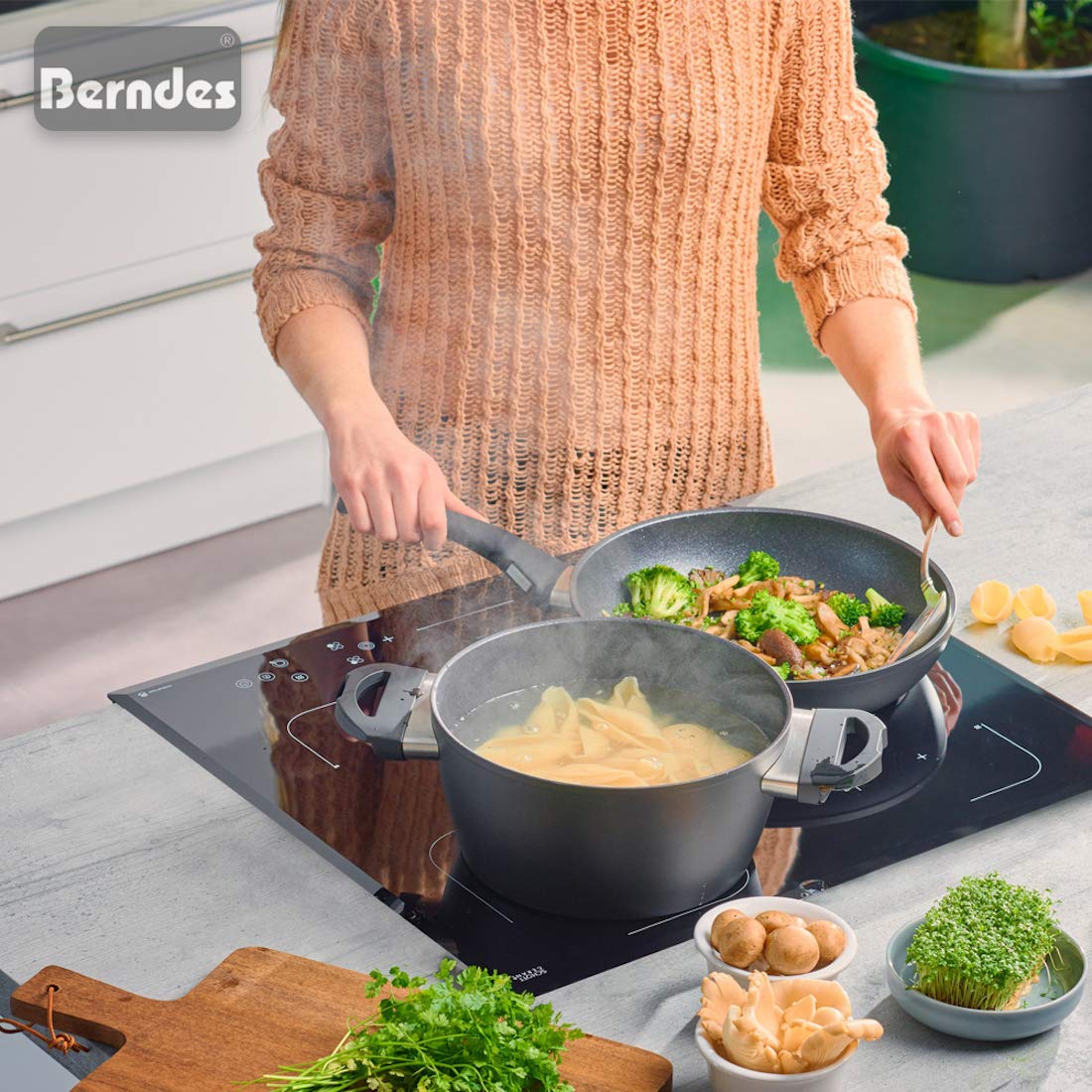 Berndes Balance Induction Enduro Kochtopf Cooking pot 24 cm, wp20, Black
