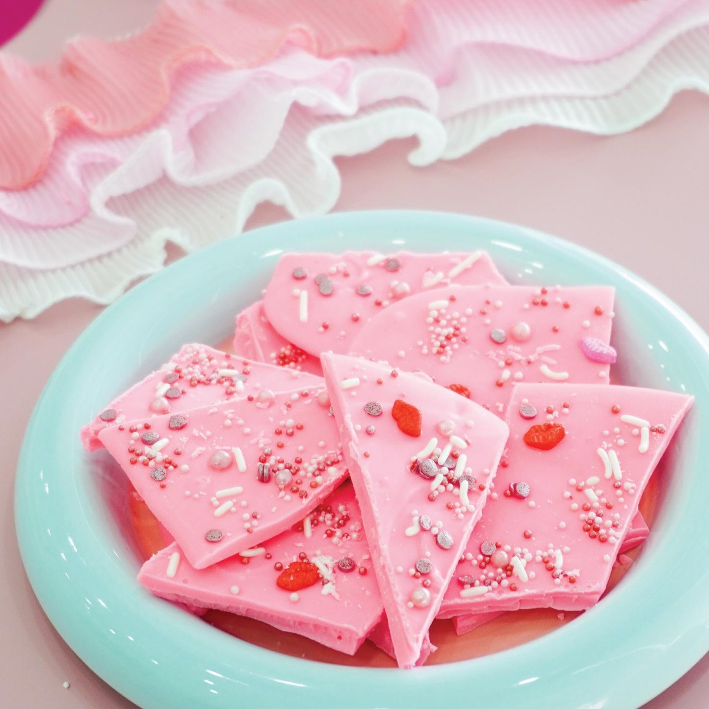 Oasis Supply Valentine's Day Sprinkles, Kiss Me On The Lips Mix - 3 oz